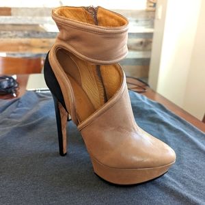 L.A.M.B Heeled bootie